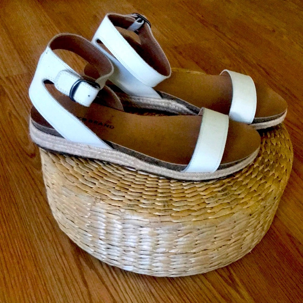Lucky Brand ankle strap sandals